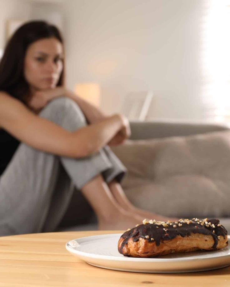 Adet Öncesi Tatlı İsteği Neden Artar?